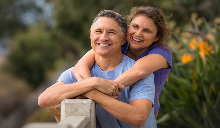 happy-healthy-couple